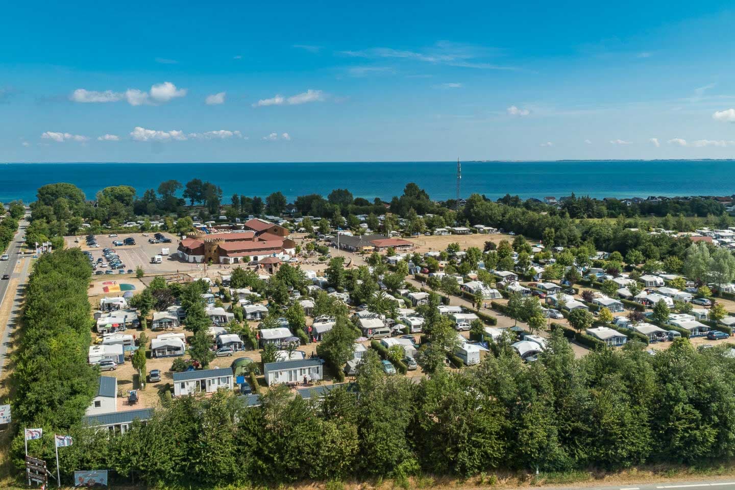 Erlebe Camping Jütland und darüber hinaus – entdecke idyllische Campingplätze auf Fünen mit Küsten, Wäldern und dänischer Gemütlichkeit.