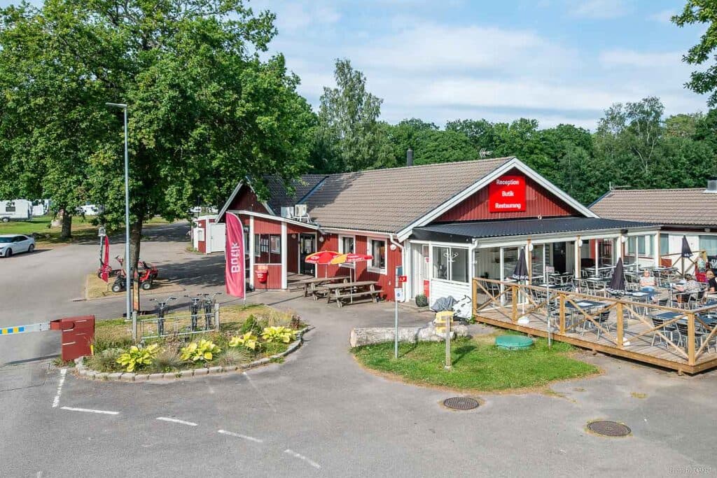 Camping Mariestad – traumhafte Lage direkt am Vänernsee für Naturliebhaber.