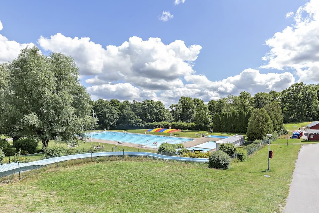 röstånga söderåsen, Familienfreundlicher Camping Schonen in Röstånga mit Kinderclub, Angeln und Outdoor-Fitness.