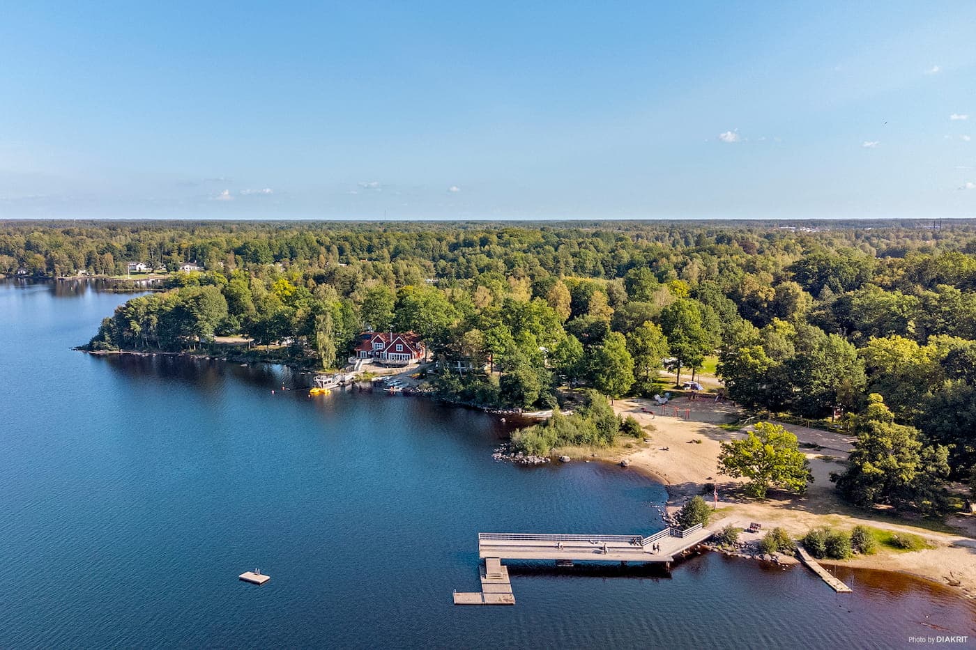 Idyllischer Seeuferplatz bei Camping Südschweden in First Camp Sjöstugan – Älmhult.