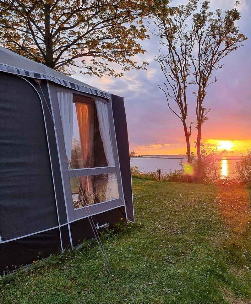 Bøjden Strand - Fyn Camping bei Sonnenuntergang