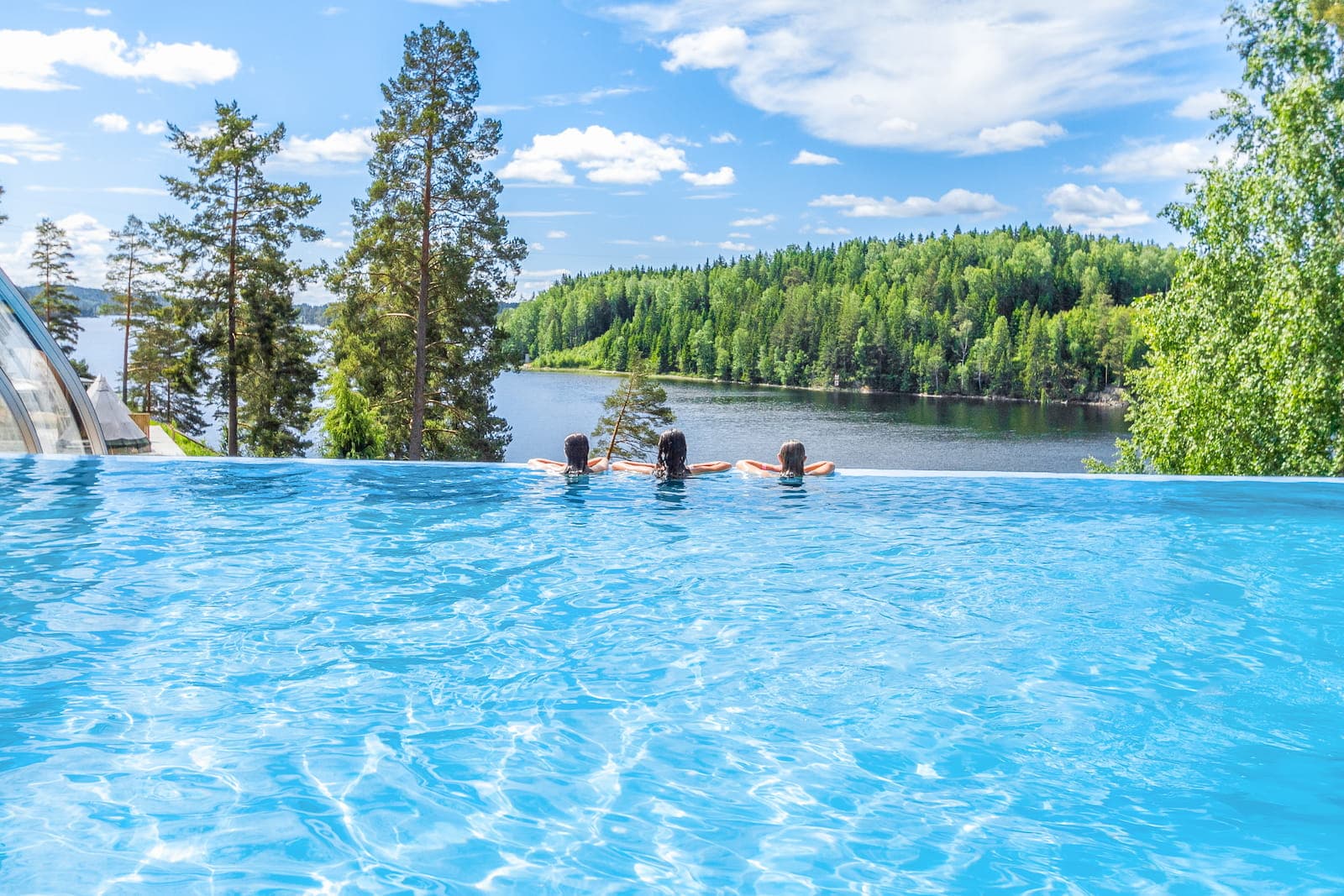 Infinitypool på First Camp Sommarvik - Årjäng