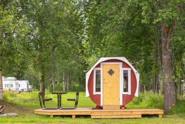 Bastu med lite uteplats utanför på Nydala Umeå