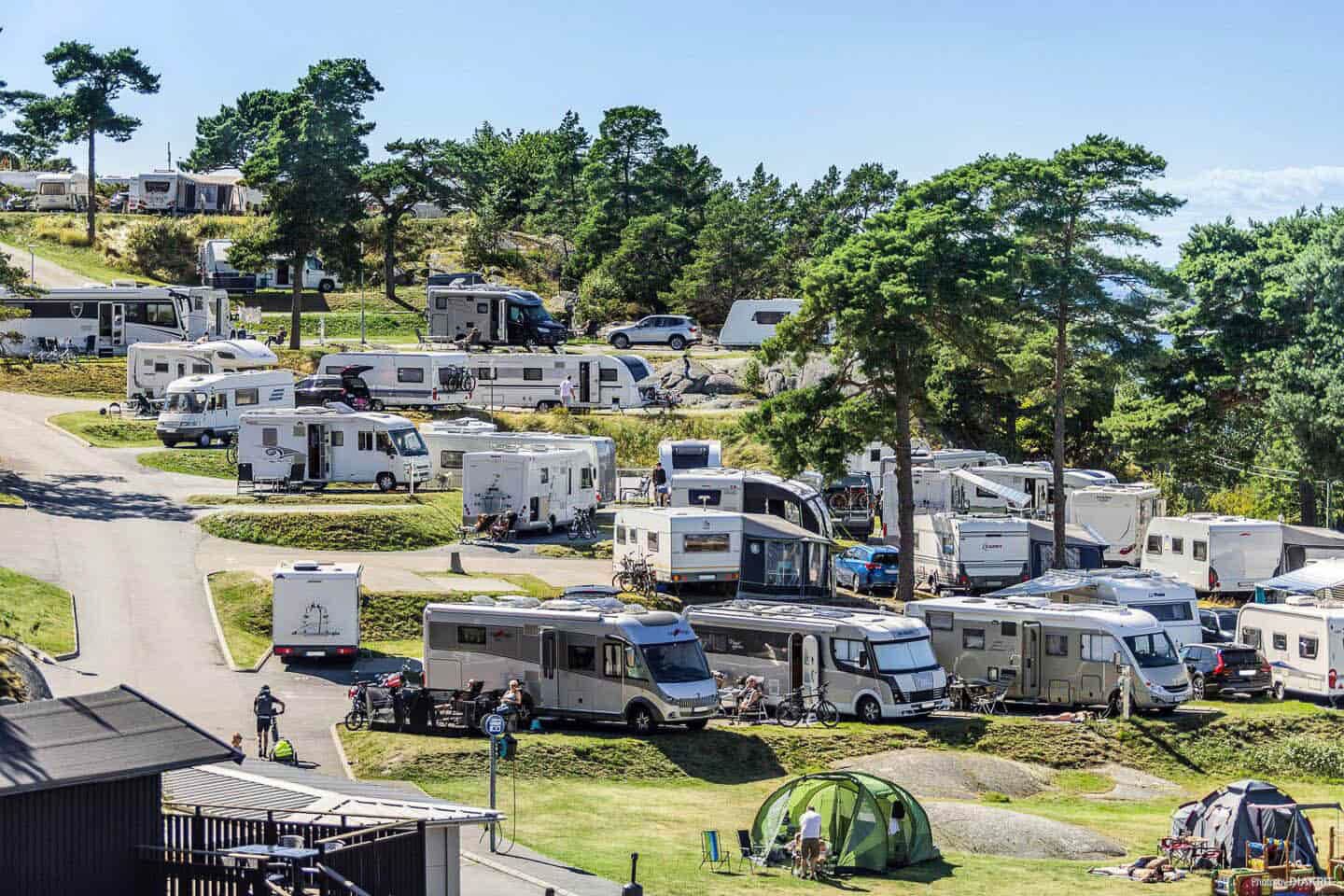 Wohnmobilstellplatz mit Strom auf First Camp City – Strömstad