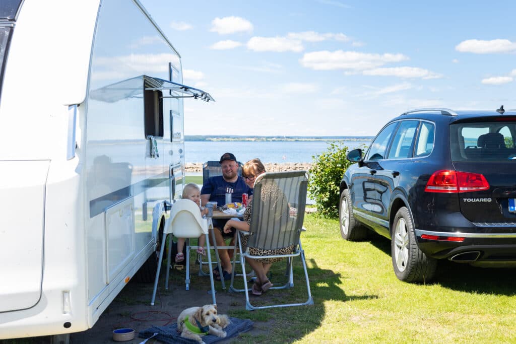 Härlig sommardag på den familjevänliga campingen i Gränna