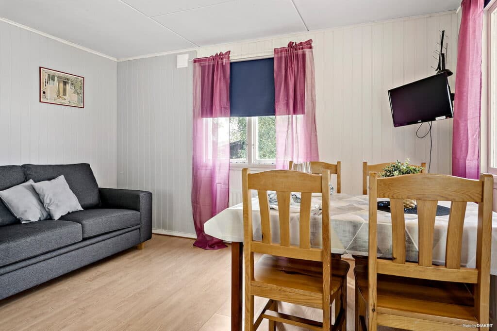 Skönstavik Backabostuga