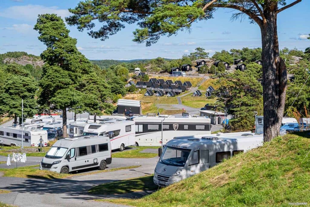 Camping in Strömstad auf First Camp City mit Blick auf die Küste