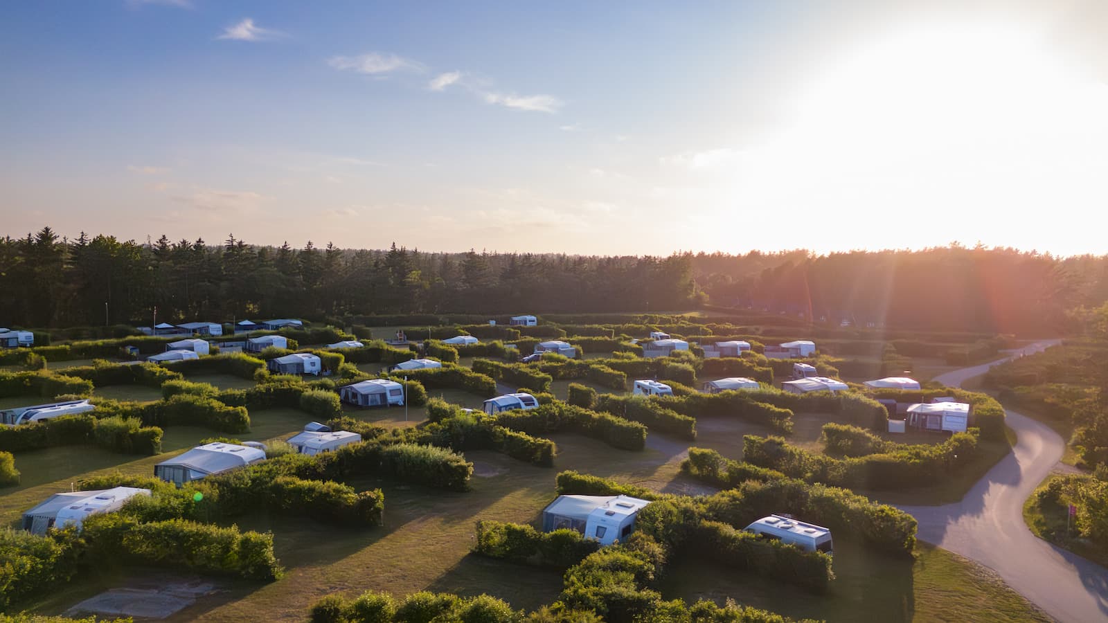 Camping in Skagen bei First Camp Råbjerg Mile in naturnaher Umgebung