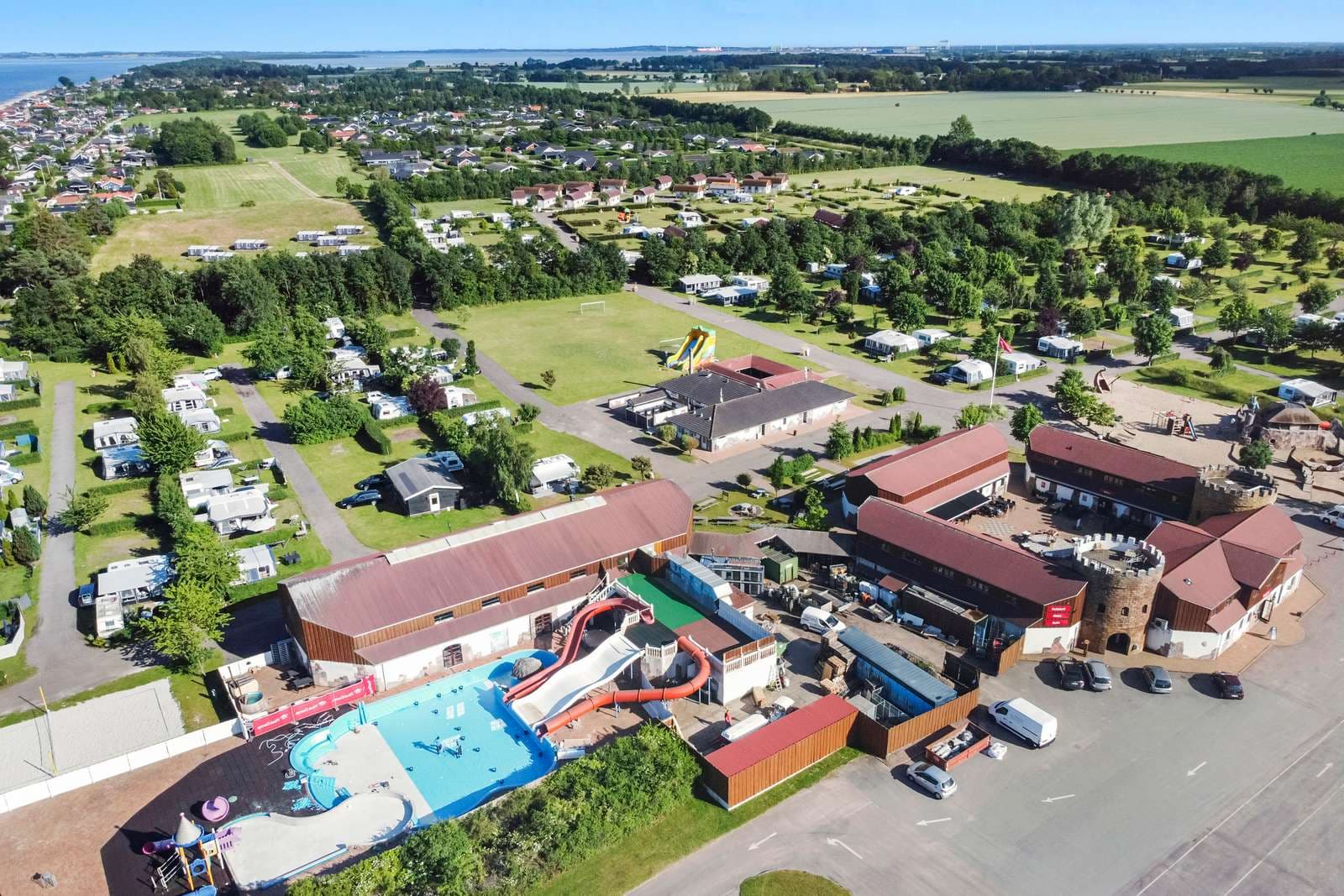 Übersicht über den Campingplatz First Camp Hasmark Strand mit Stellplätzen