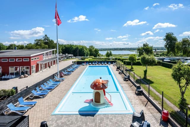 Pool på campingpladsen Tempelkrogen – Holbæk
