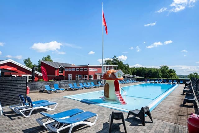 Pool på campingpladsen Tempelkrogen – Holbæk