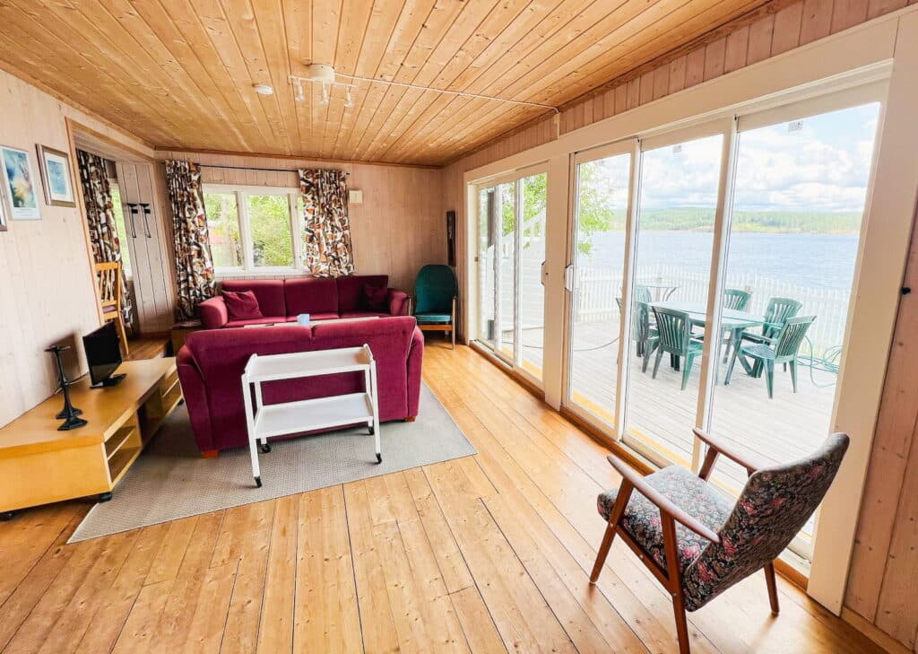 Vardagsrum för Bysjöstuga på Haganäset.