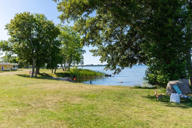 Badplats på First Camp Vadstena - Vättern