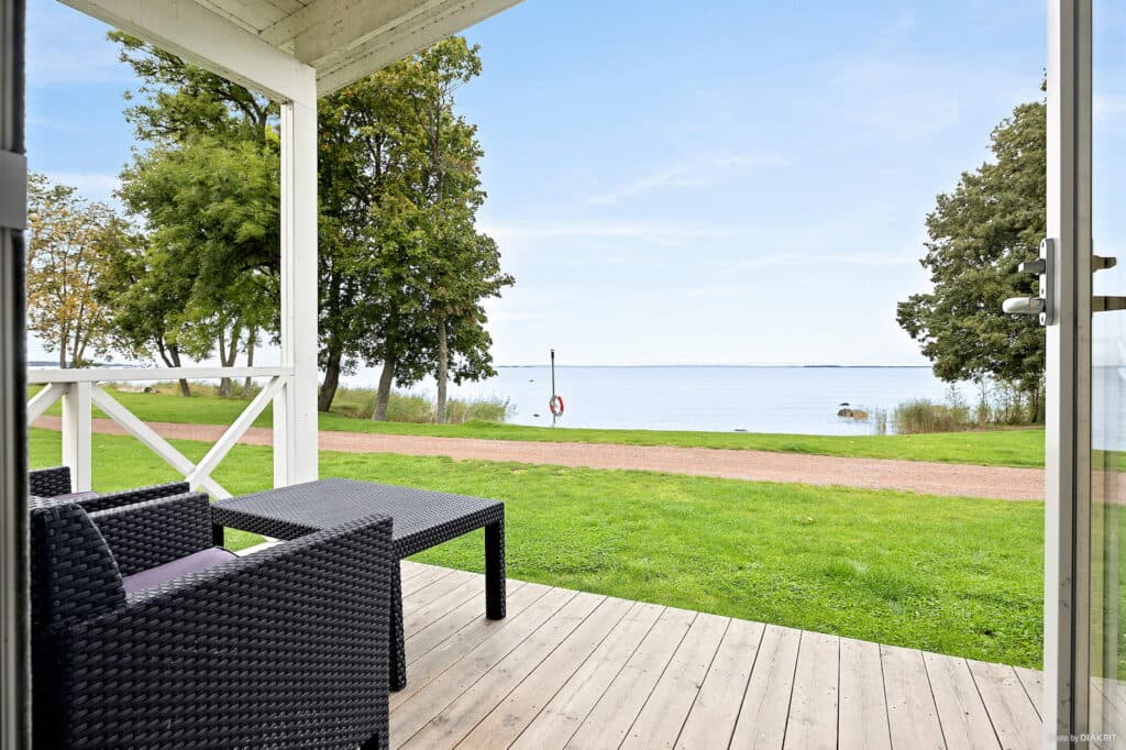 Altan för Hagebystuga, en stuga på Vadstena